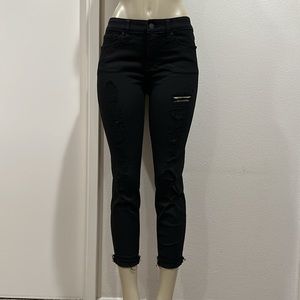 a.n.a. Ripped skinny ankle jeans